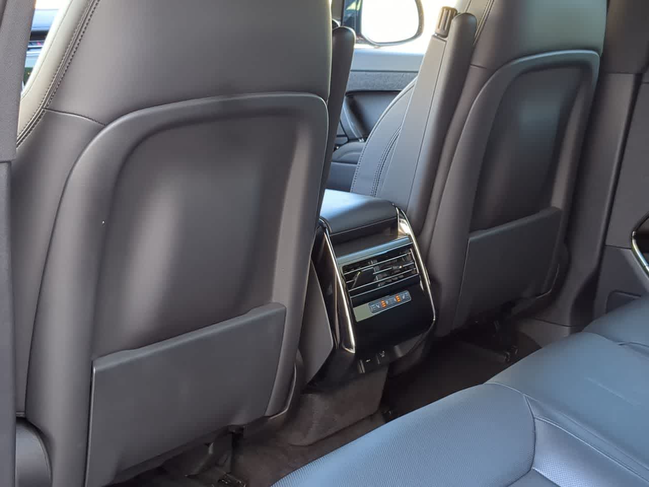 Thumbnail: 2025 Land Rover Range Rover Sport - 19