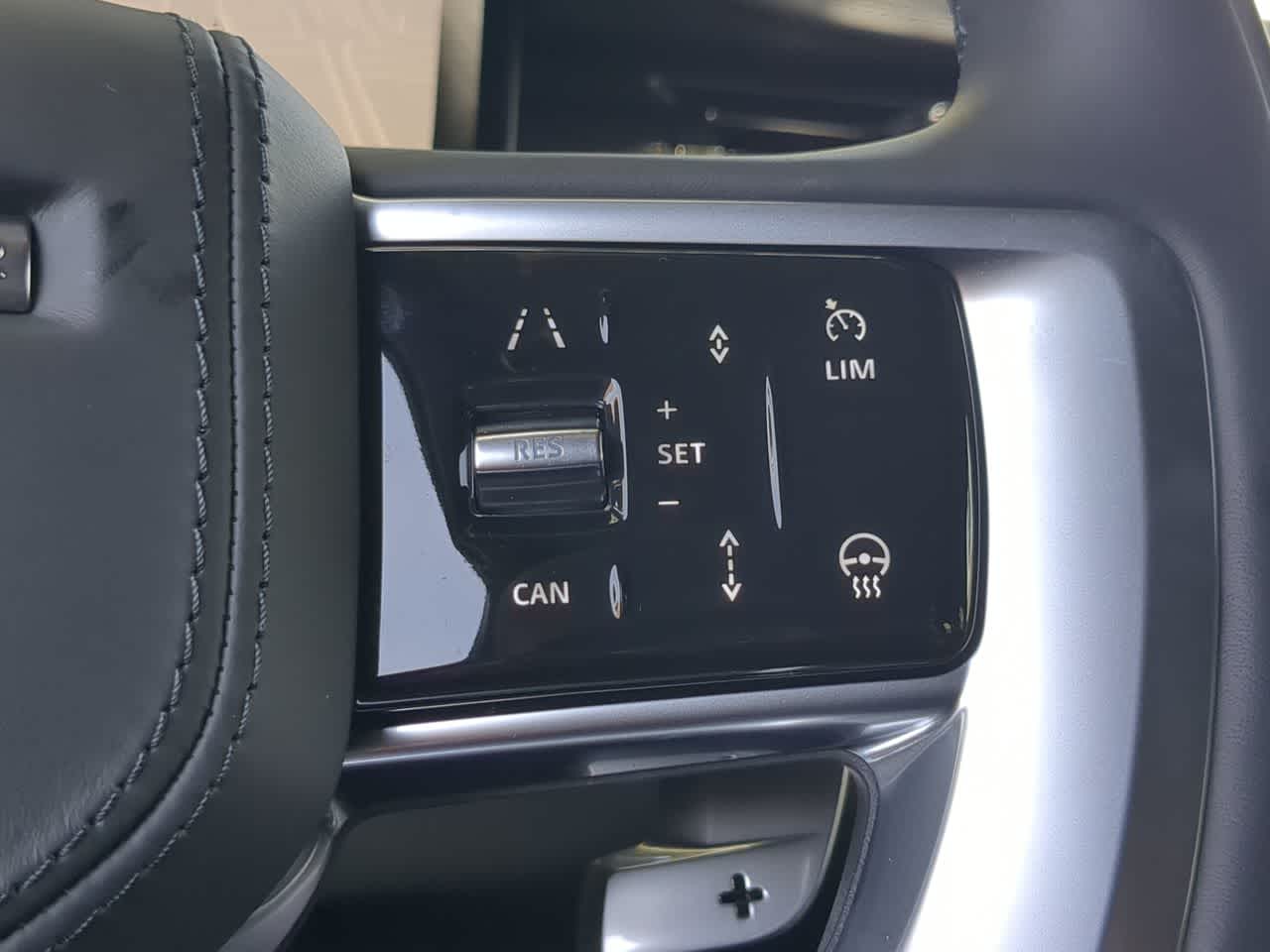 Thumbnail: 2026 Land Rover Range Rover - 27