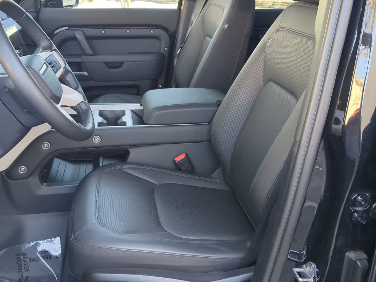 Thumbnail: 2025 Land Rover Defender - 16