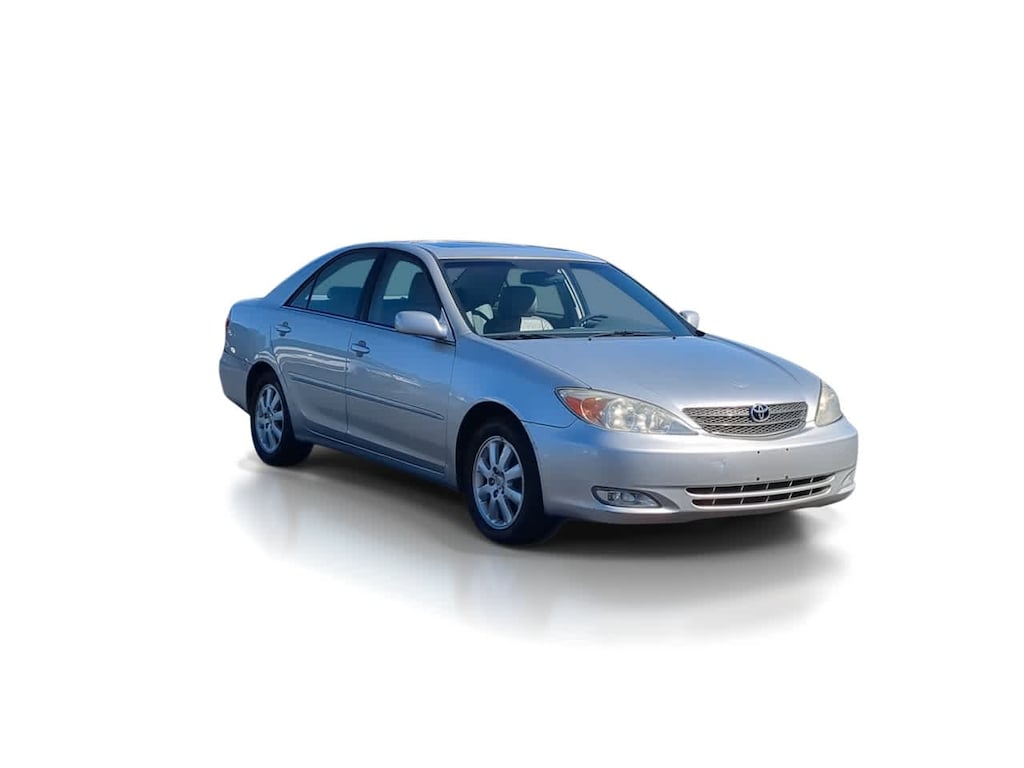 Used 2004 Toyota Camry XLE Sedan