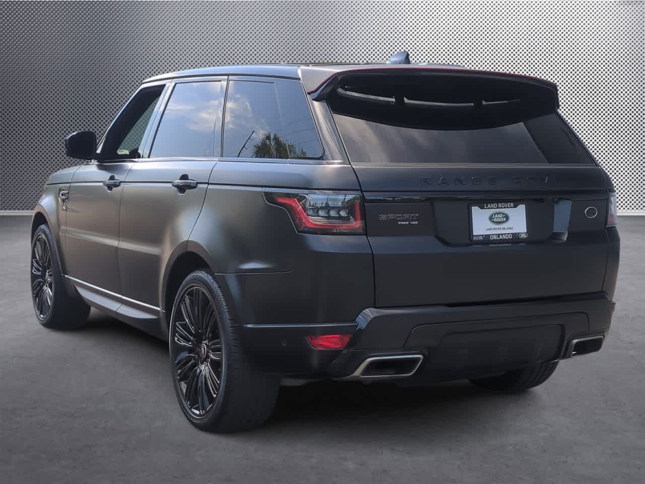 Thumbnail: 2020 Land Rover Range Rover Sport - 6
