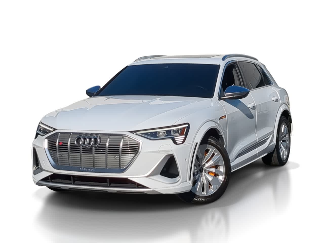 Thumbnail: 2023 Audi e-tron S - 1