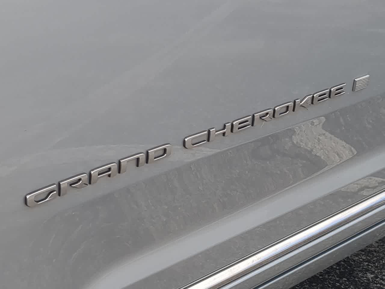 Thumbnail: 2023 Jeep Grand Cherokee - 13