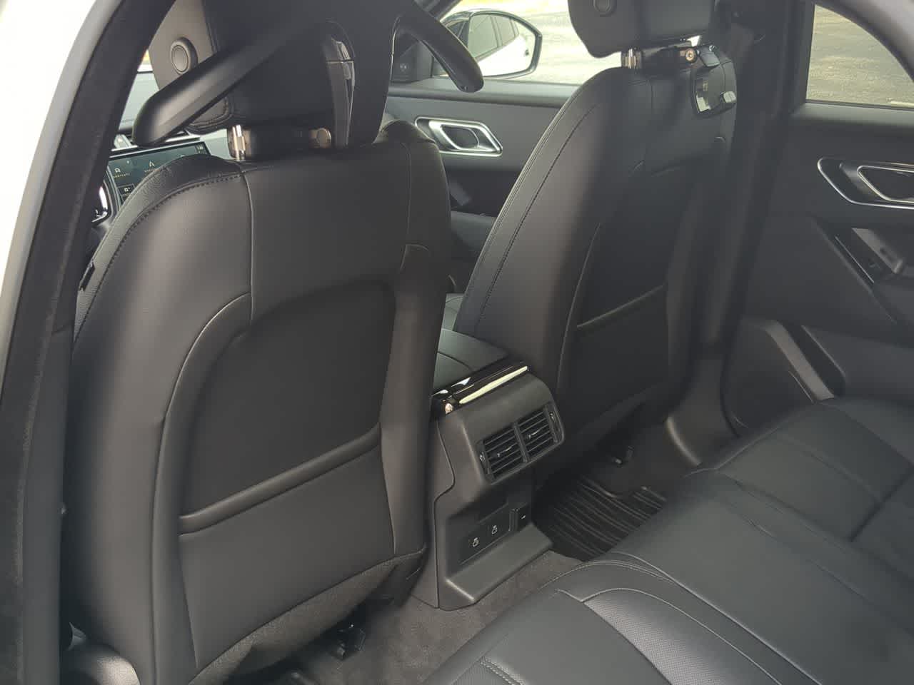 Thumbnail: 2026 Land Rover Range Rover Velar - 18