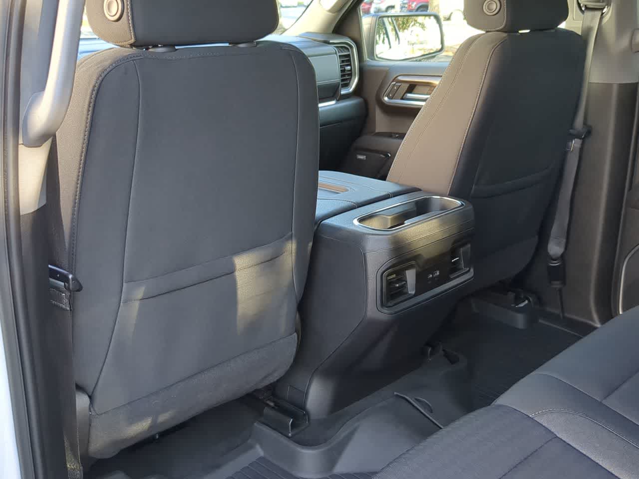 Thumbnail: 2022 Chevrolet Silverado 1500 - 19