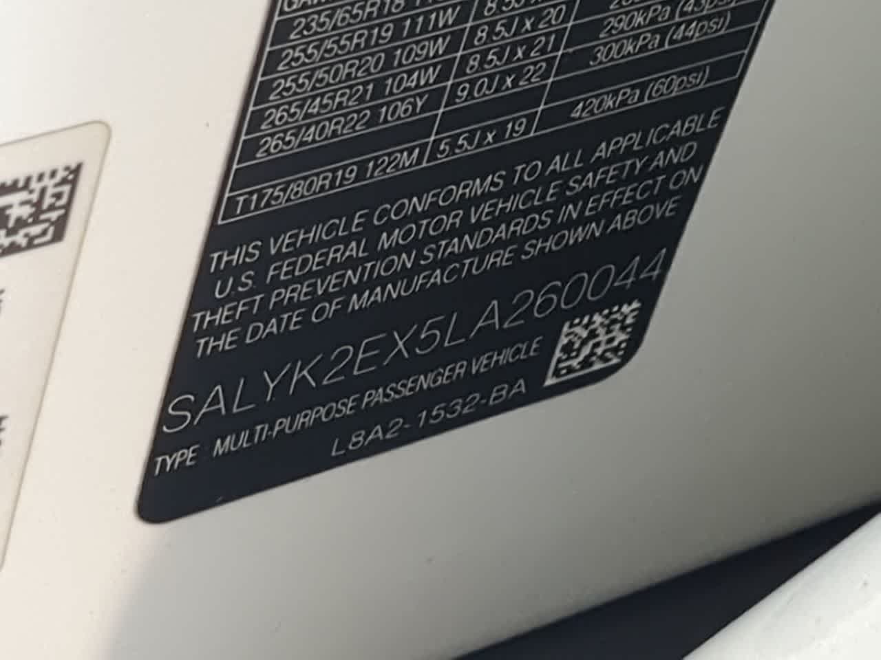 Thumbnail: 2020 Land Rover Range Rover Velar - 37