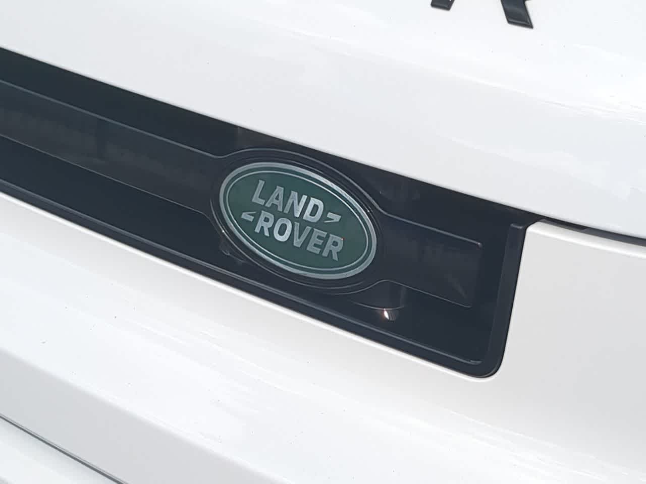 Thumbnail: 2025 Land Rover Defender - 12
