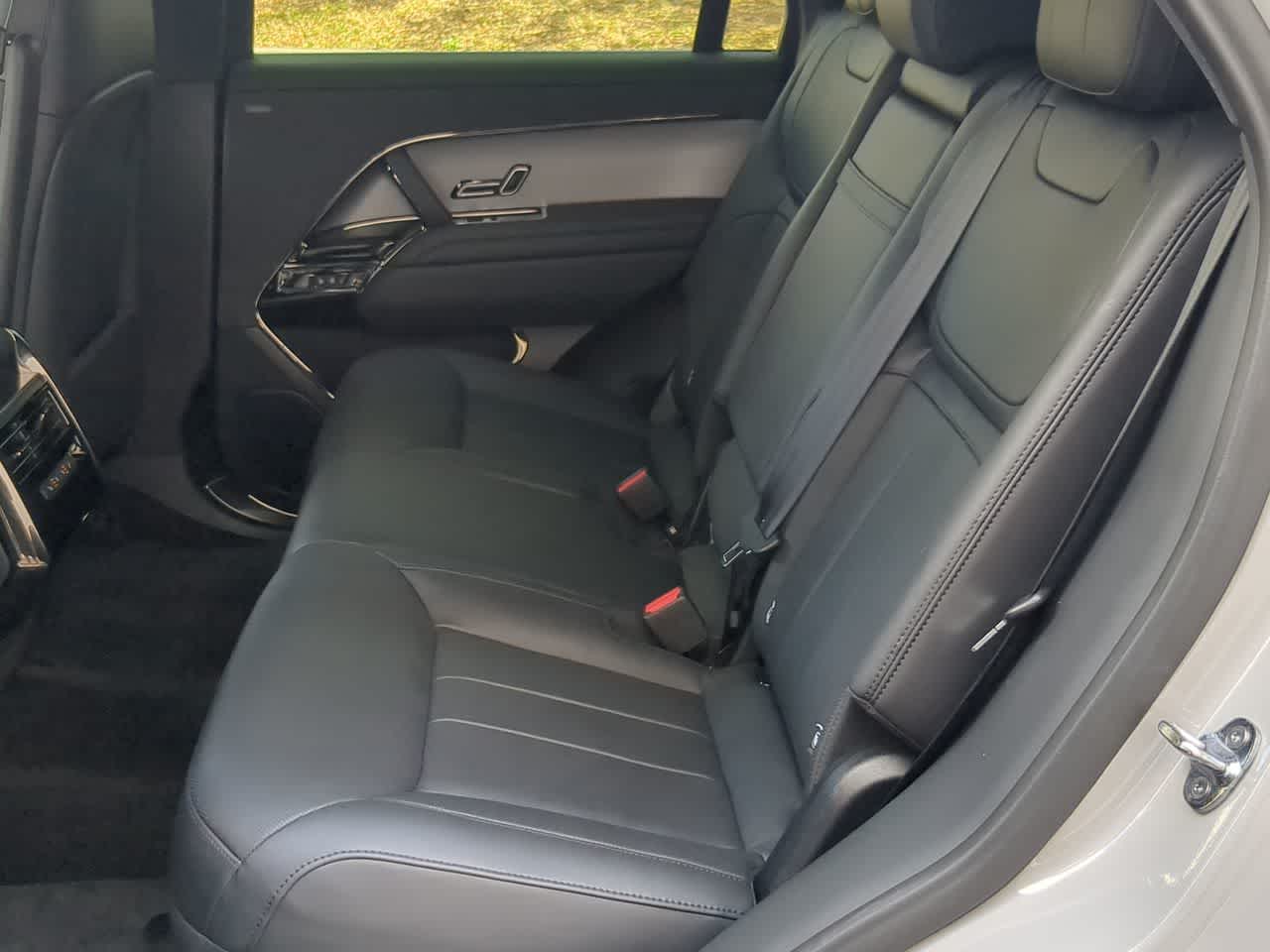 Thumbnail: 2025 Land Rover Range Rover Sport - 20