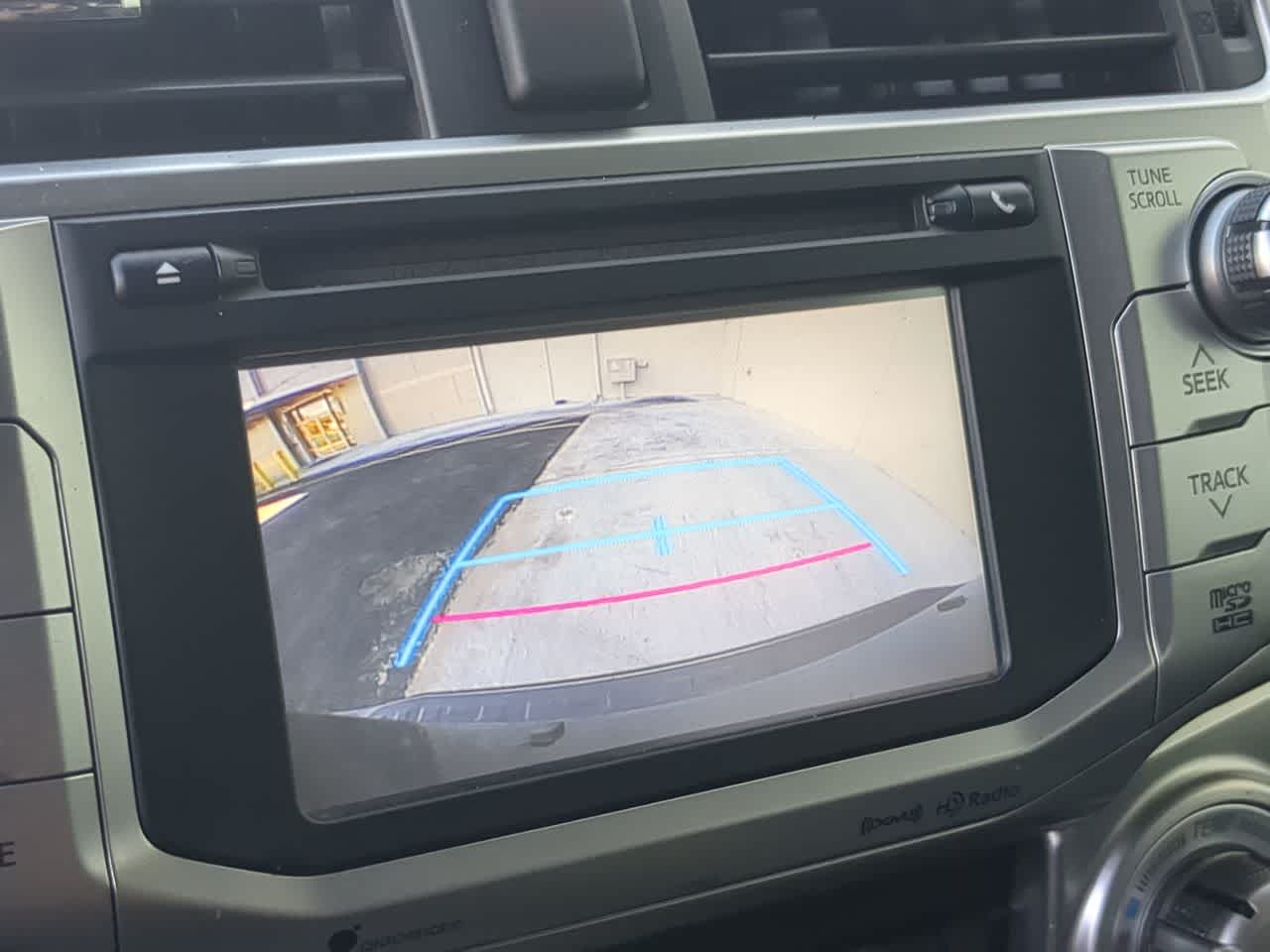 Thumbnail: 2016 Toyota 4Runner - 28