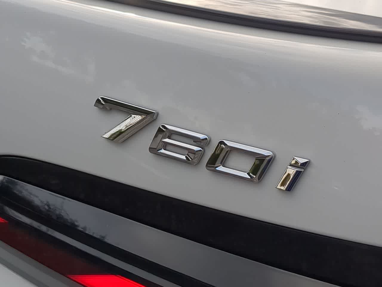 Thumbnail: 2023 BMW 7 Series - 13