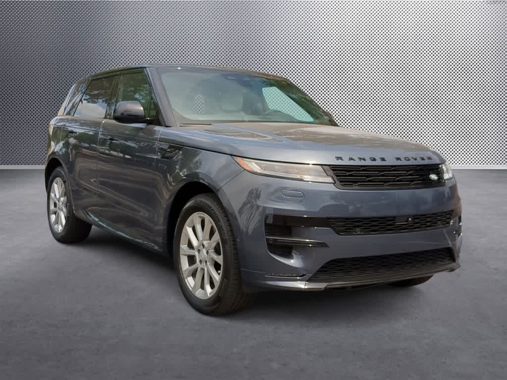 2025 Land Rover Range Rover Sport SE photo 2