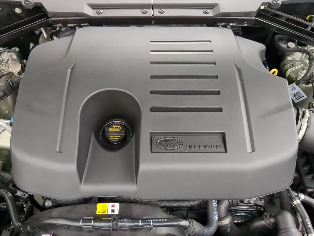 2025 Land Rover Defender 110 15