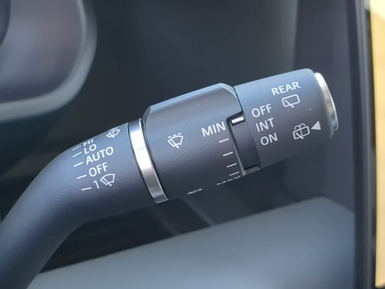 Thumbnail: 2026 Land Rover Defender - 28