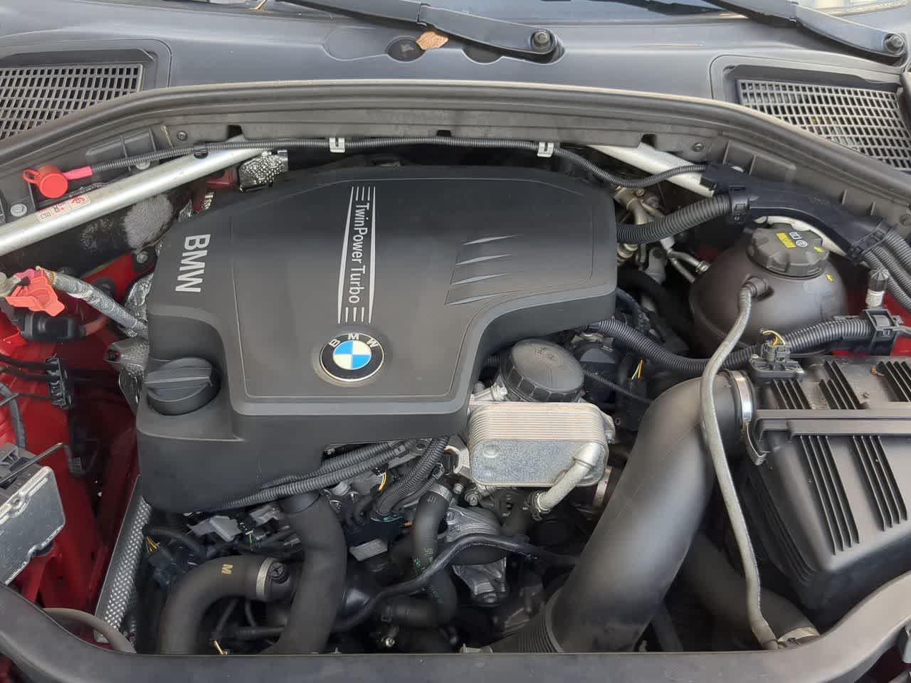 Thumbnail: 2016 BMW X4 - 15