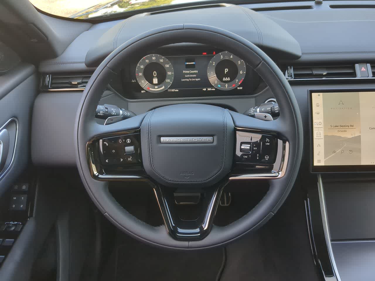 Thumbnail: 2026 Land Rover Range Rover Velar - 25