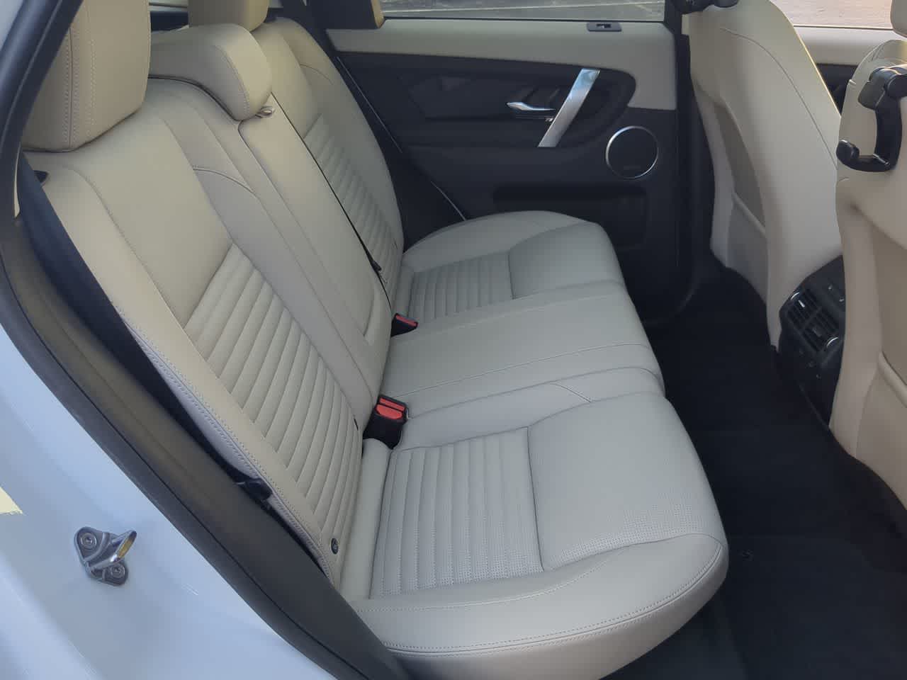 Thumbnail: 2025 Land Rover Discovery Sport - 21