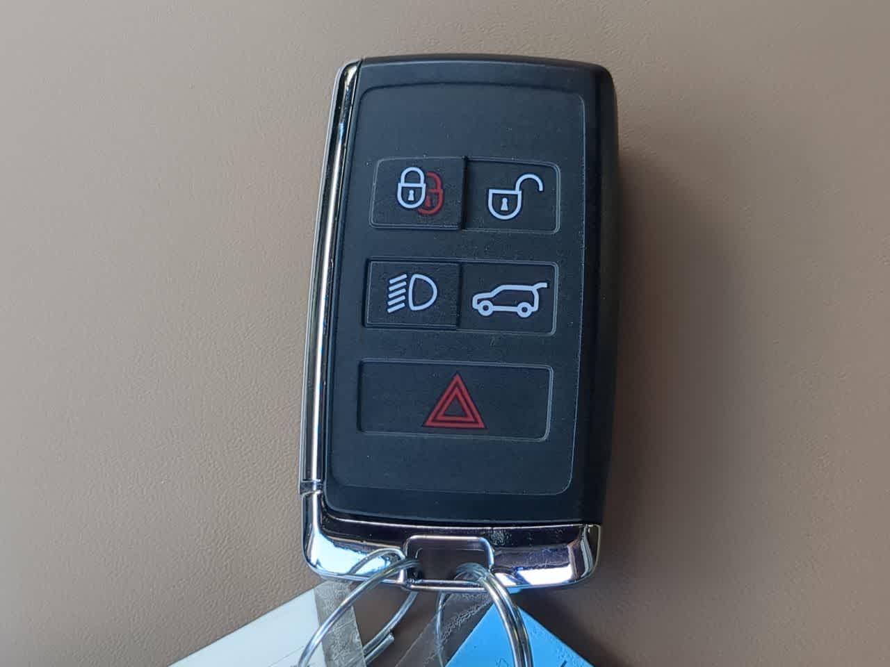 Thumbnail: 2025 Land Rover Defender - 39