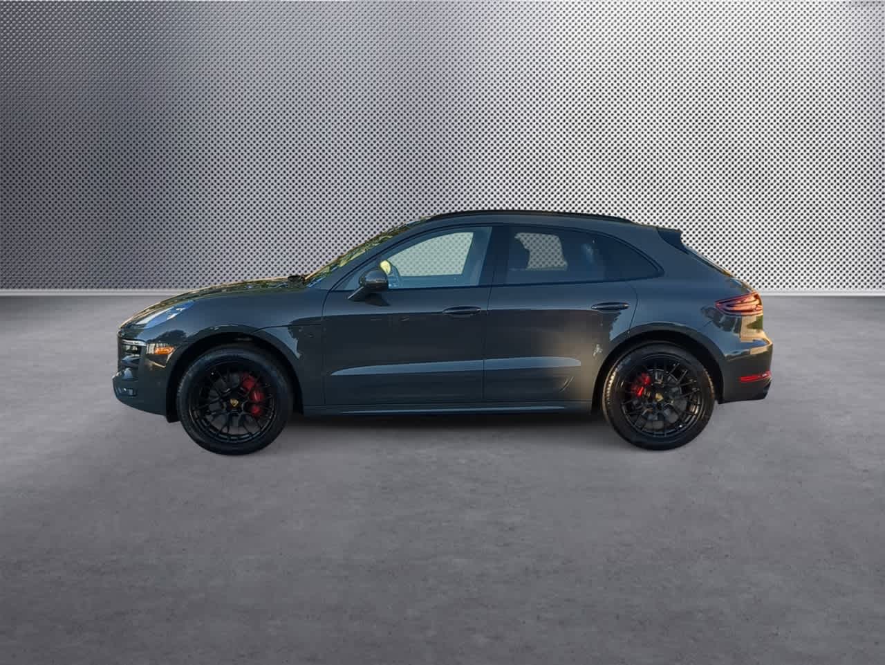 Thumbnail: 2018 Porsche Macan - 5