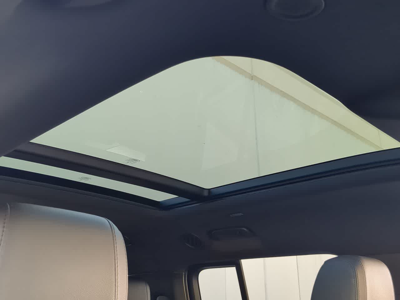 Thumbnail: 2024 Land Rover Defender - 19