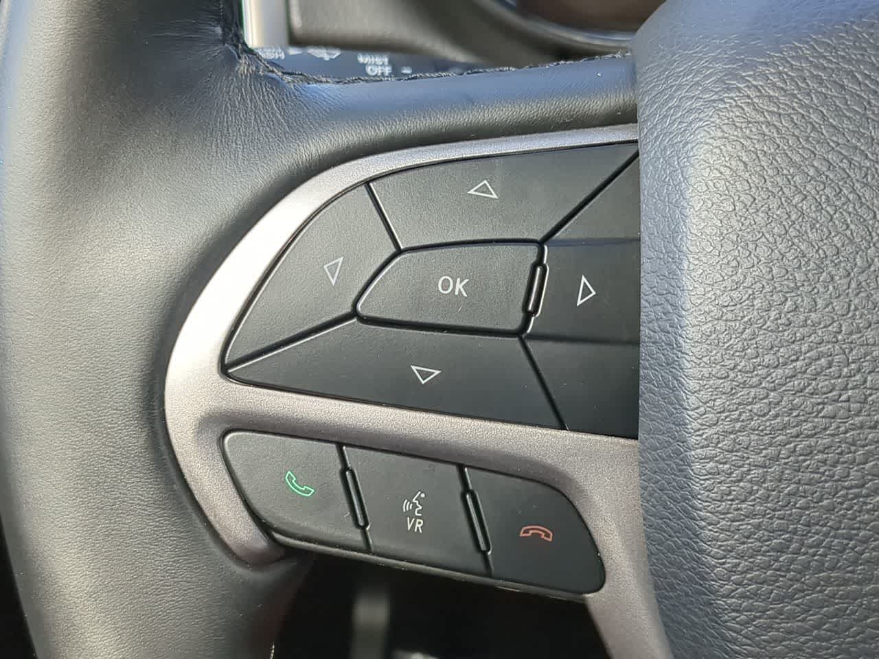 Thumbnail: 2019 Jeep Grand Cherokee - 24