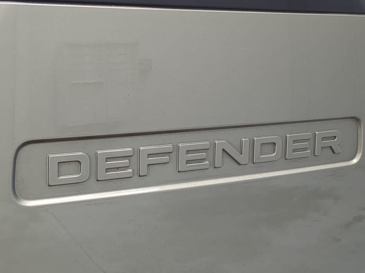 Thumbnail: 2024 Land Rover Defender - 13