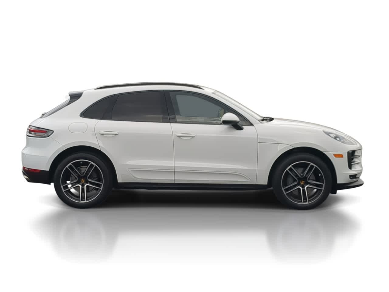 Thumbnail: 2021 Porsche Macan - 9