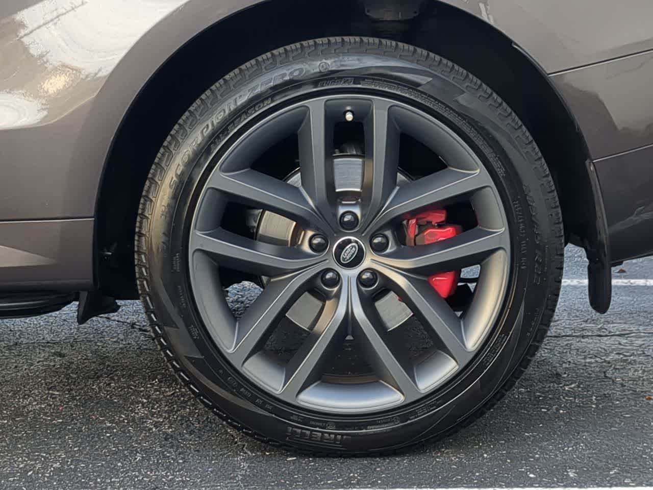 Thumbnail: 2023 Land Rover Range Rover Sport - 14