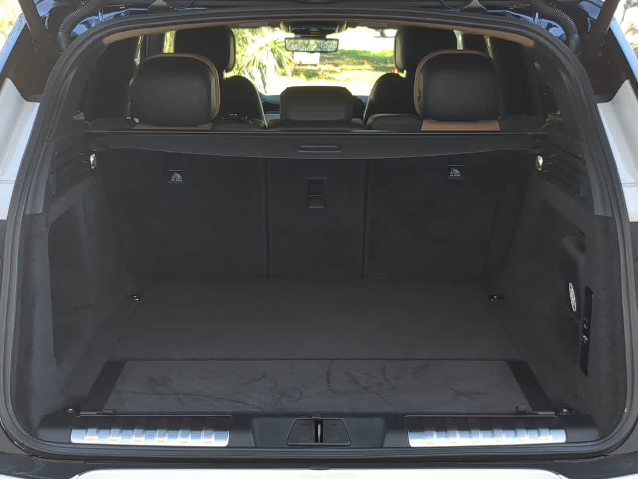 Thumbnail: 2024 Land Rover Range Rover Sport - 36