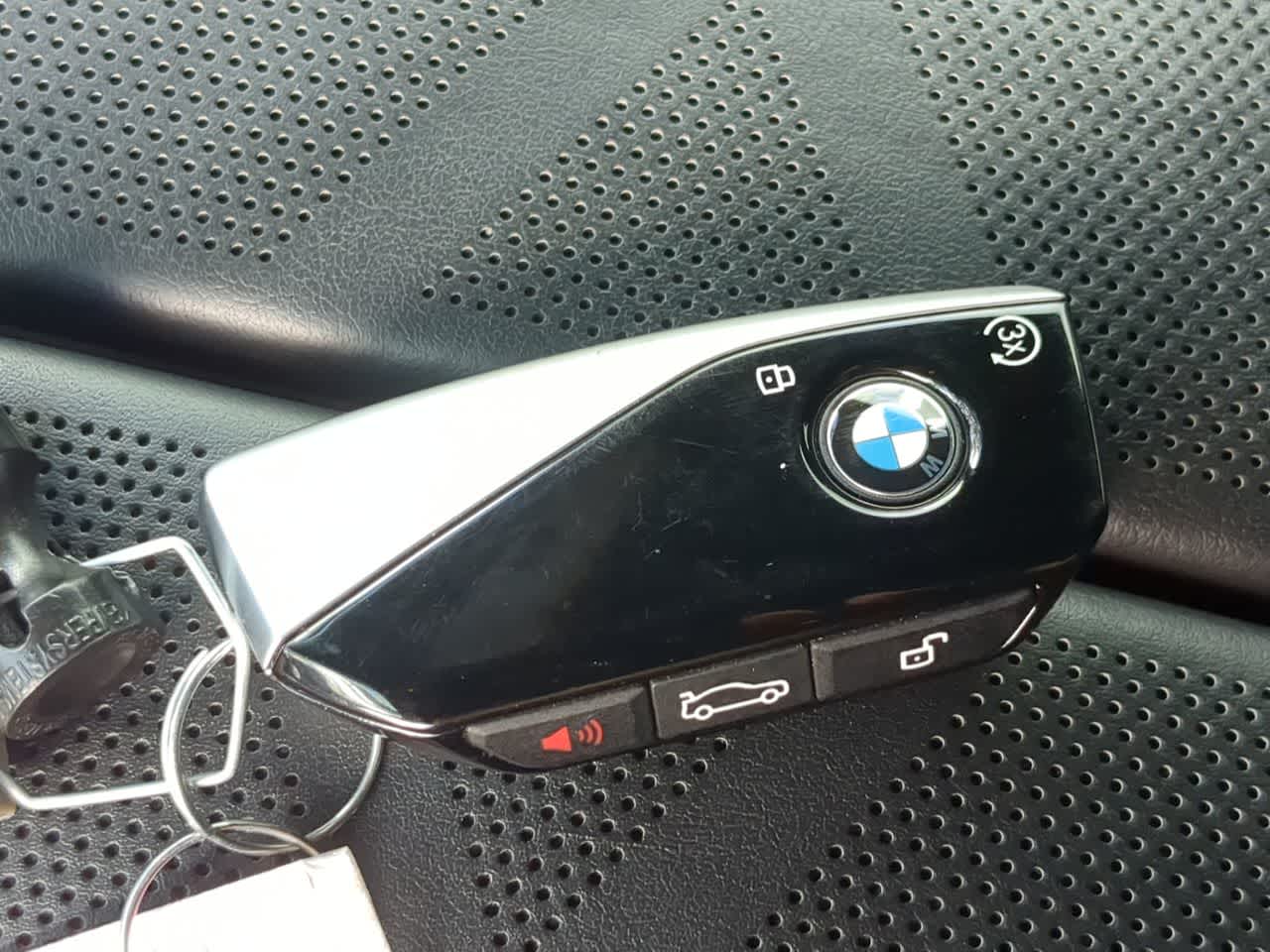 Thumbnail: 2023 BMW 7 Series - 38