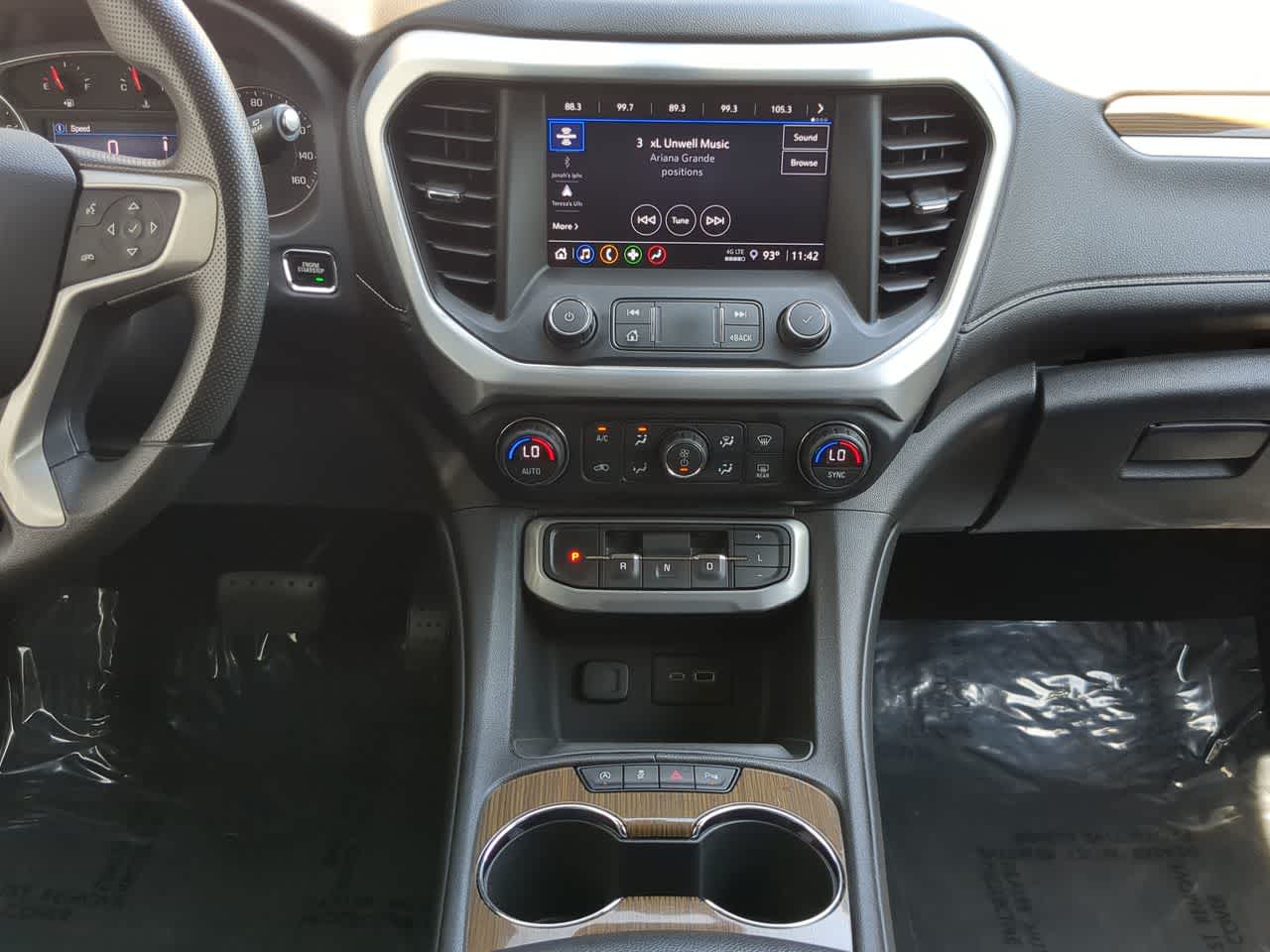 2021 GMC Acadia SLE 26
