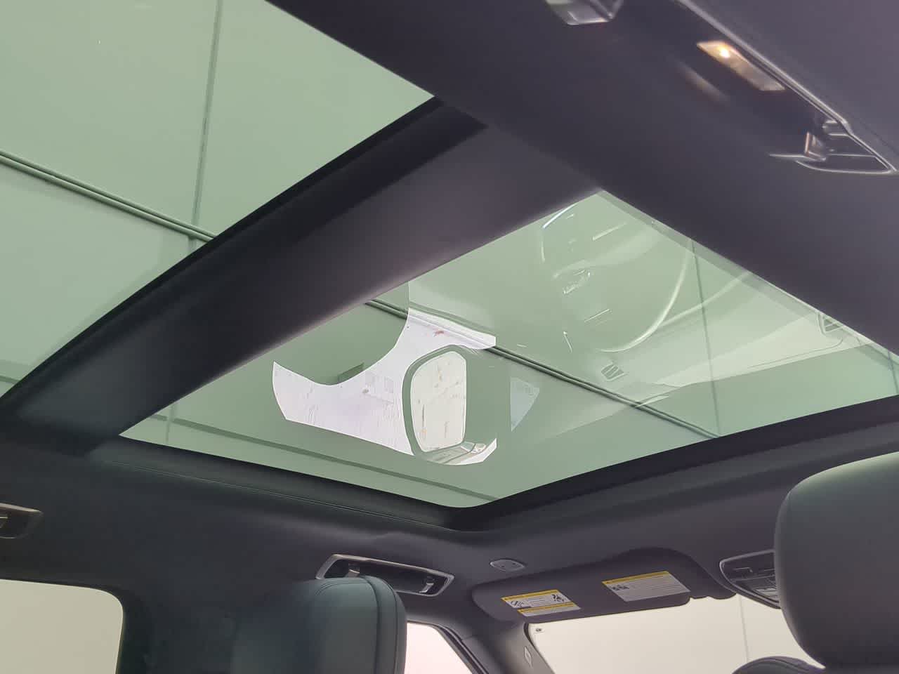 Thumbnail: 2025 Land Rover Range Rover Sport - 23