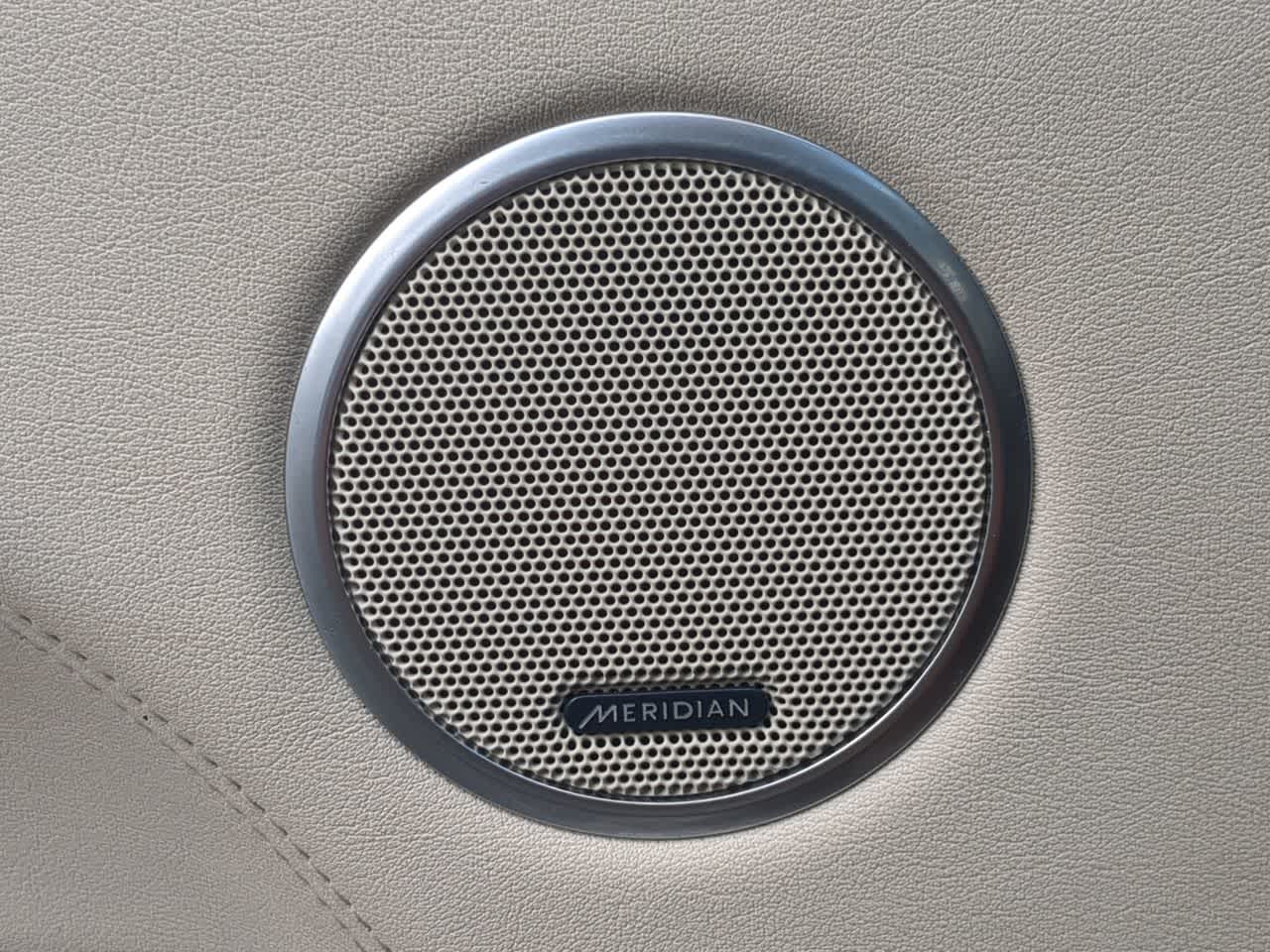 Thumbnail: 2017 Land Rover Range Rover - 31