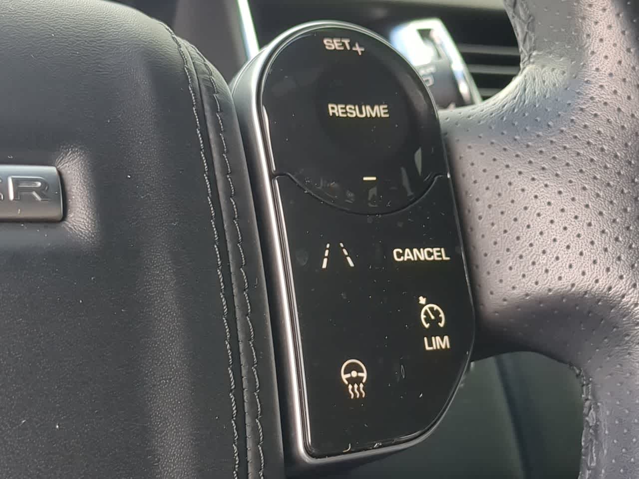 Thumbnail: 2022 Land Rover Range Rover Sport - 26