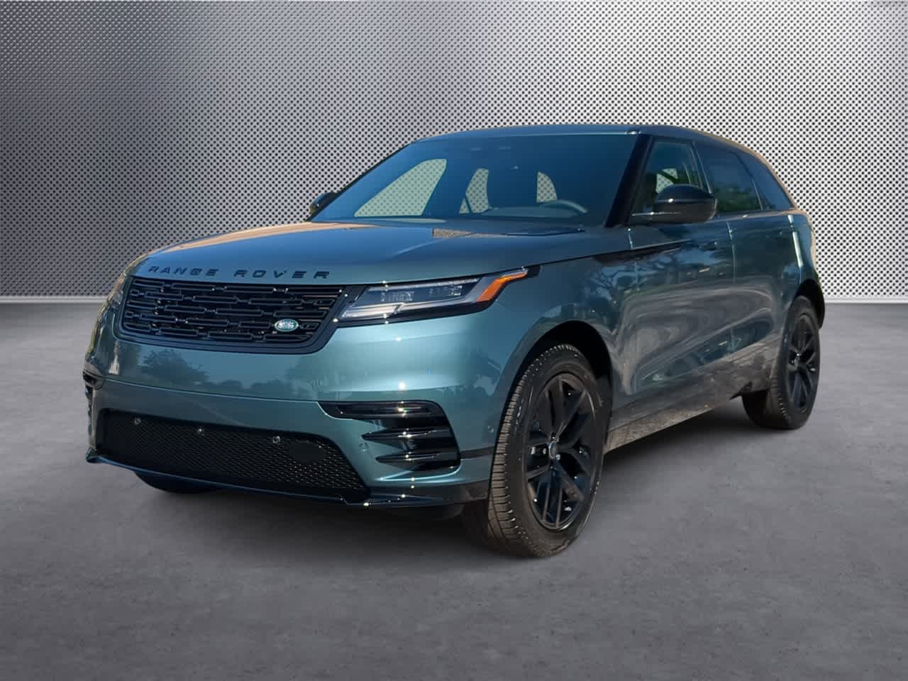 Thumbnail: 2026 Land Rover Range Rover Velar - 4