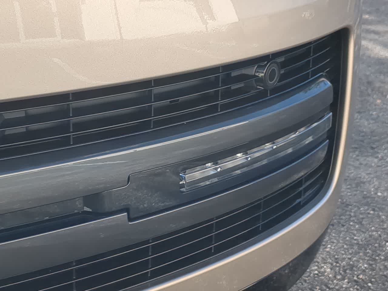 Thumbnail: 2026 Land Rover Range Rover - 11