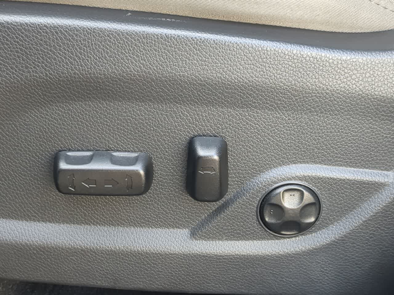 Thumbnail: 2017 Hyundai Santa Fe - 17