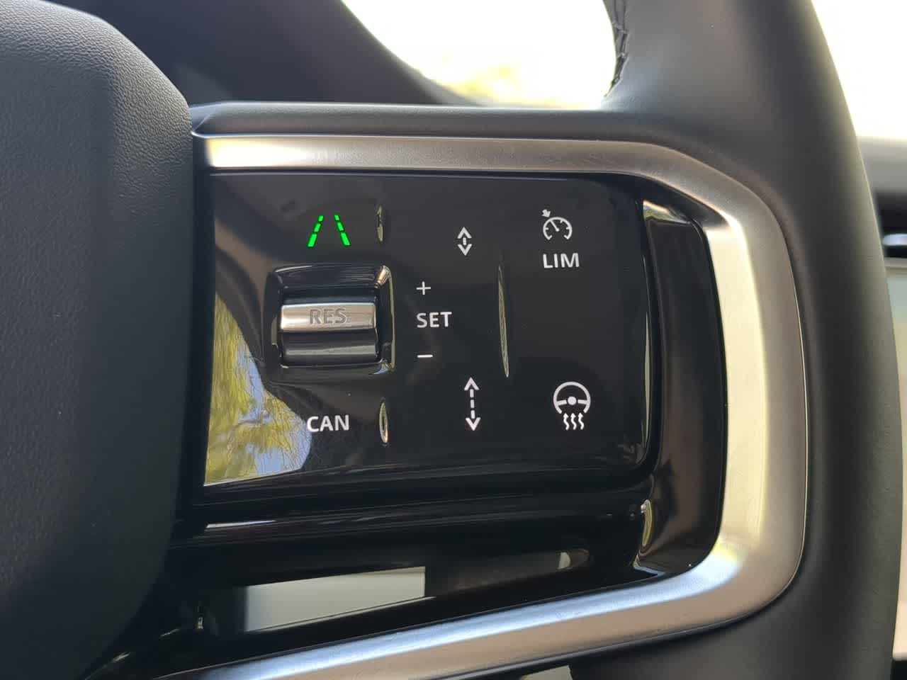 Thumbnail: 2025 Land Rover Discovery Sport - 27