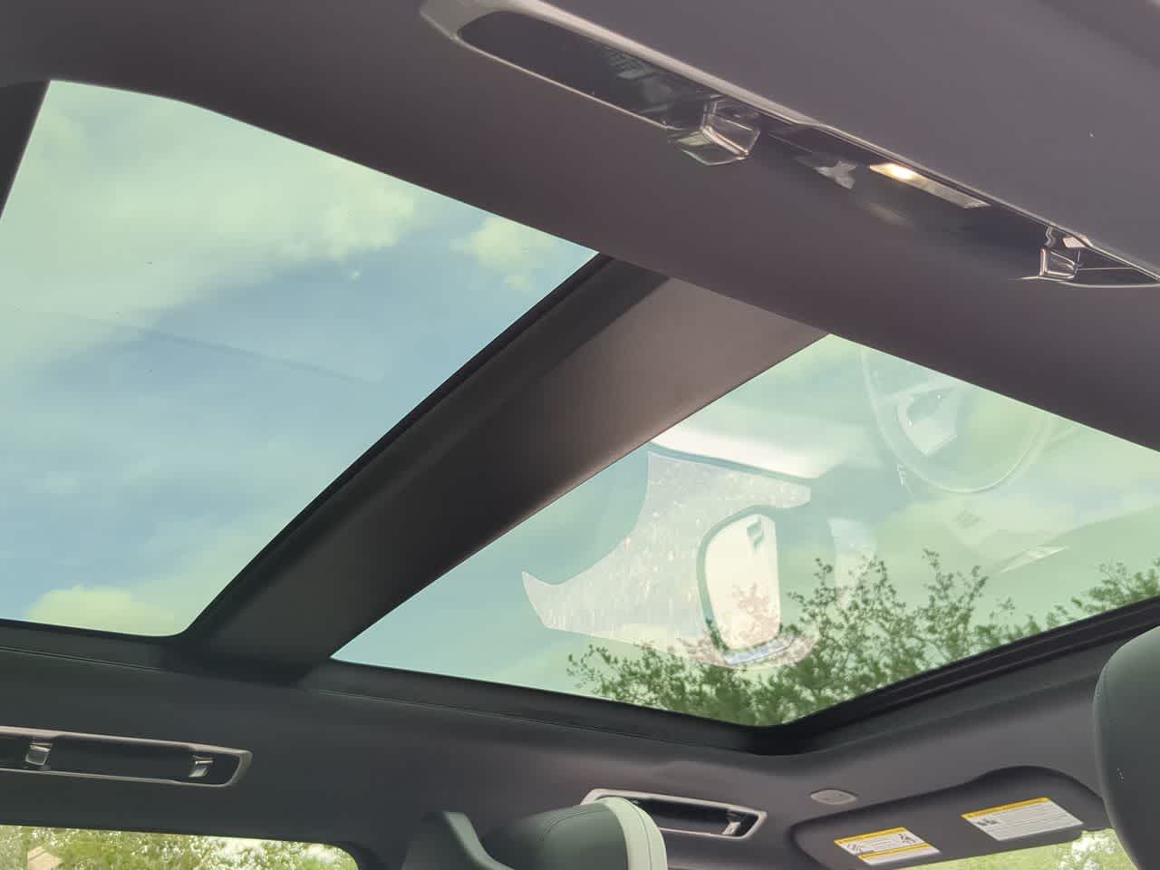 Thumbnail: 2025 Land Rover Range Rover Sport - 23