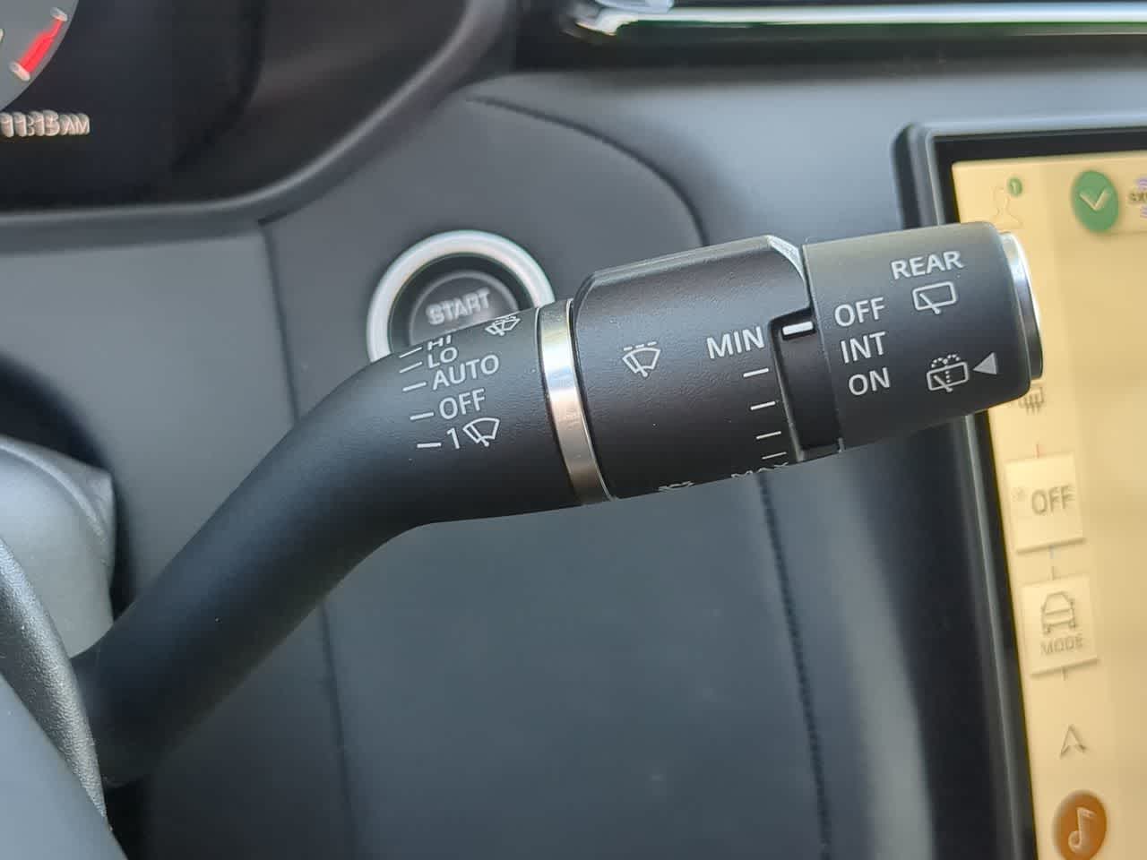 Thumbnail: 2025 Land Rover Range Rover Velar - 28