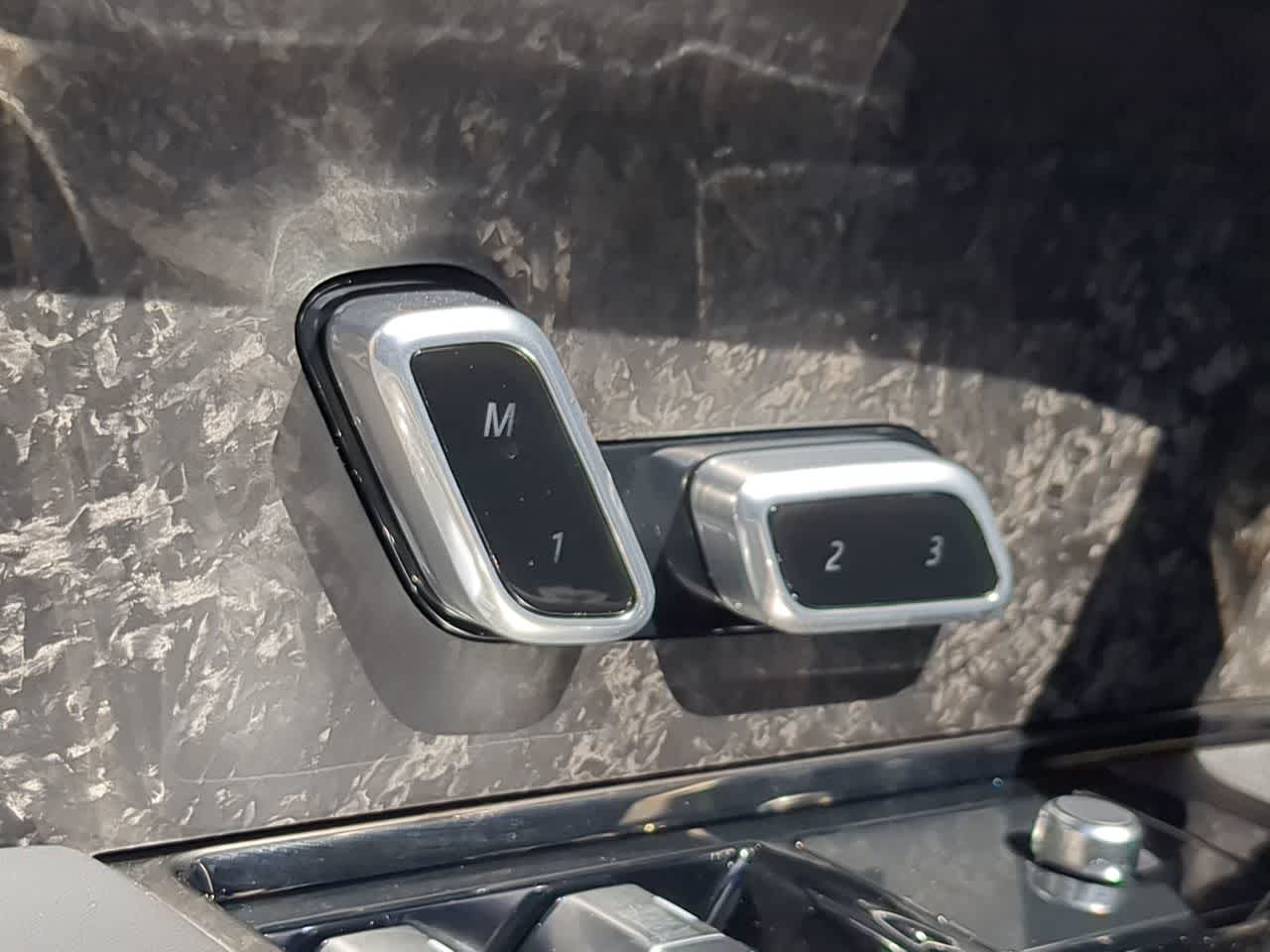 Thumbnail: 2026 Land Rover Range Rover Sport - 17