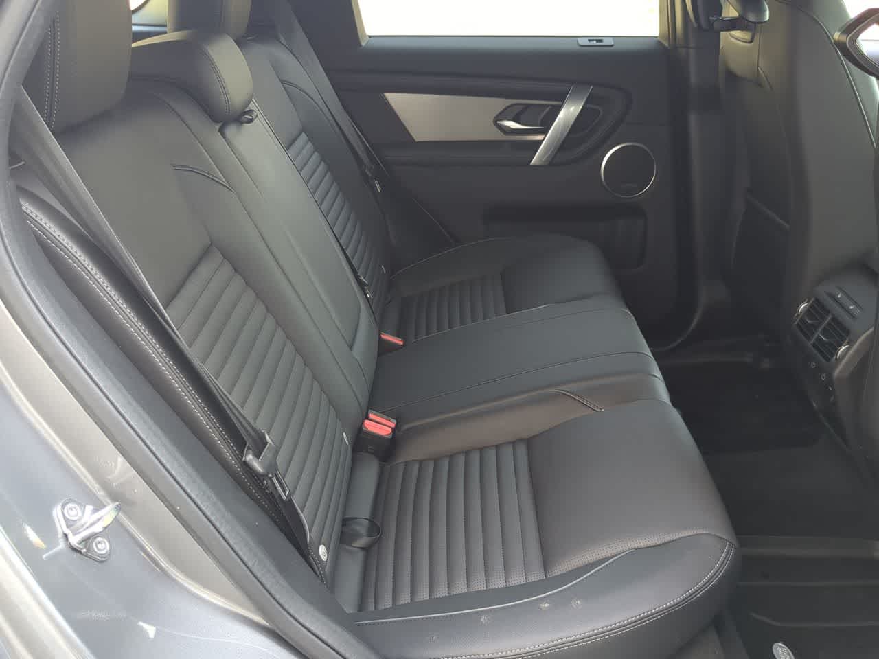 Thumbnail: 2025 Land Rover Discovery Sport - 22