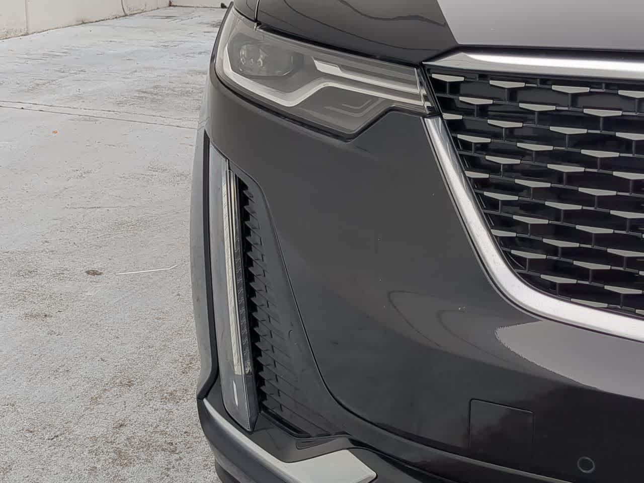 Thumbnail: 2024 Cadillac XT6 - 11