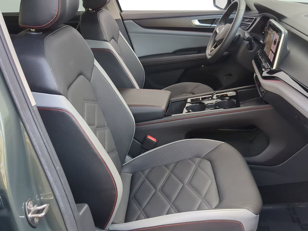 Thumbnail: 2024 Volkswagen Atlas - 22