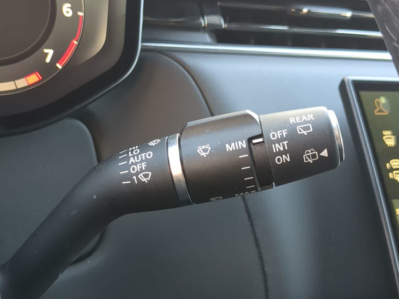 Thumbnail: 2025 Land Rover Range Rover Sport - 28