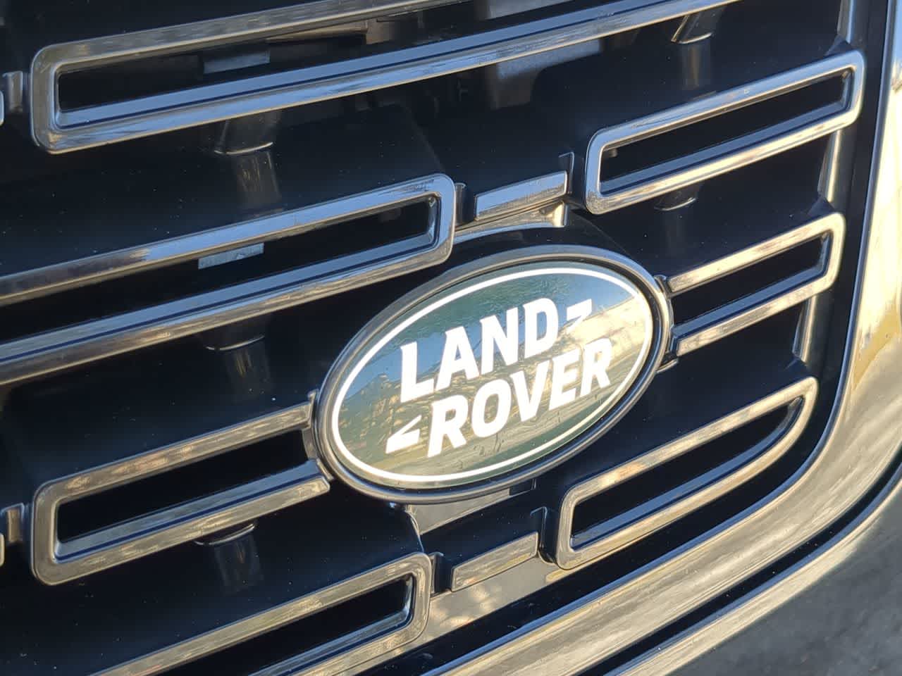 Thumbnail: 2025 Land Rover Range Rover Sport - 11