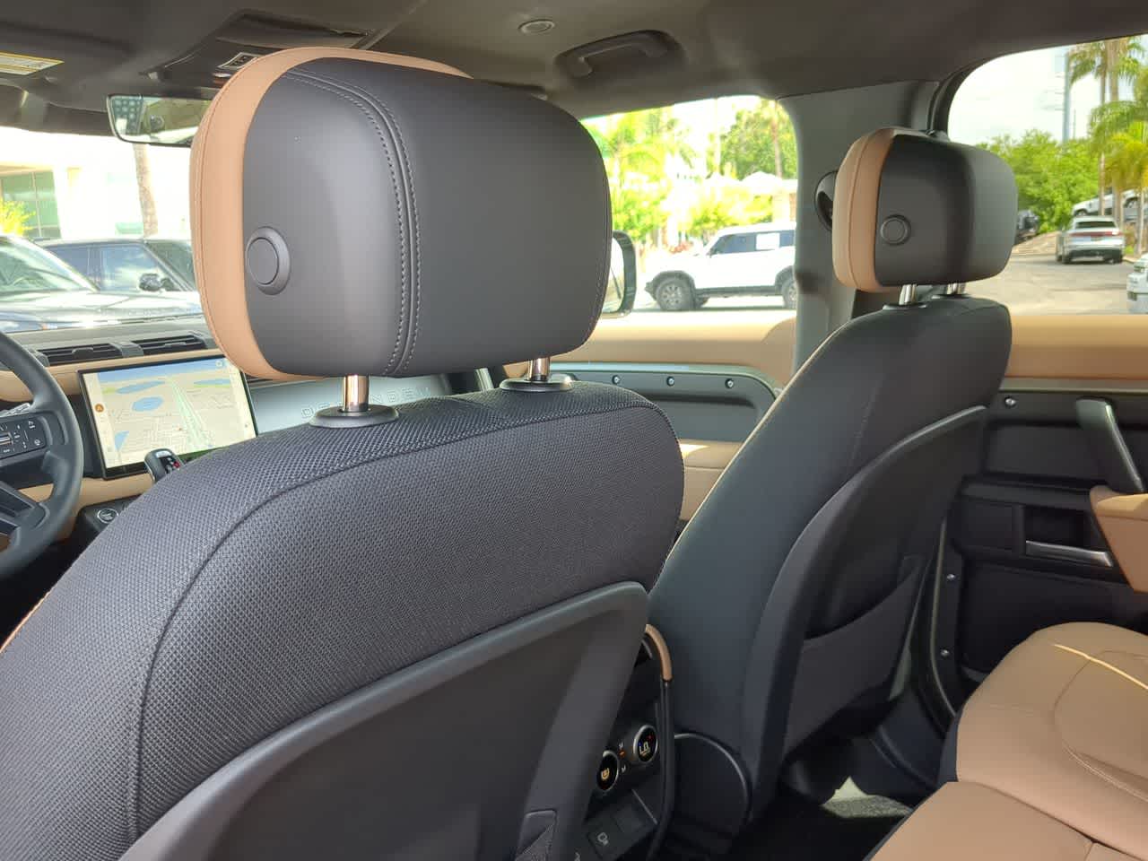 Thumbnail: 2025 Land Rover Defender - 19