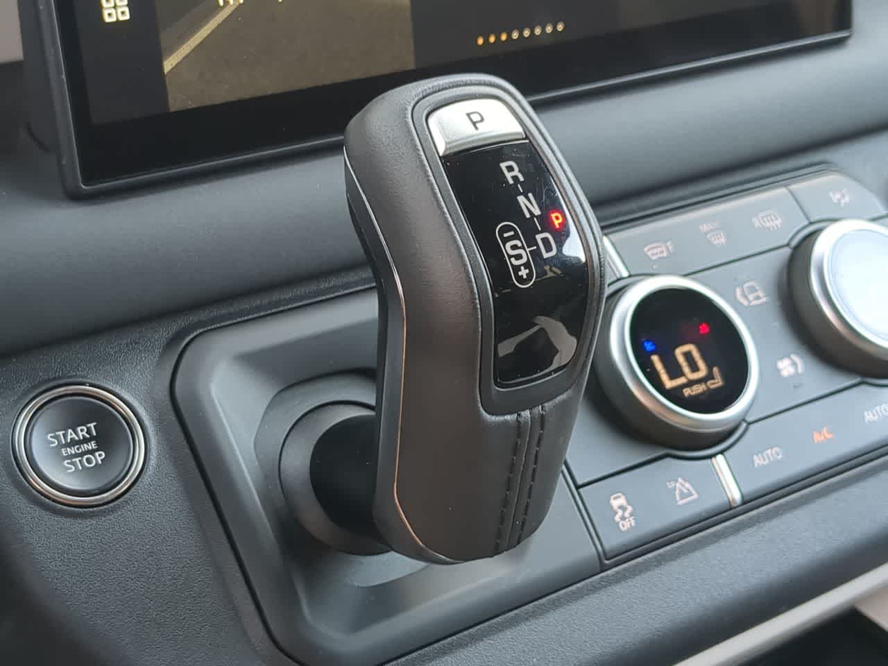 Thumbnail: 2025 Land Rover Defender - 34