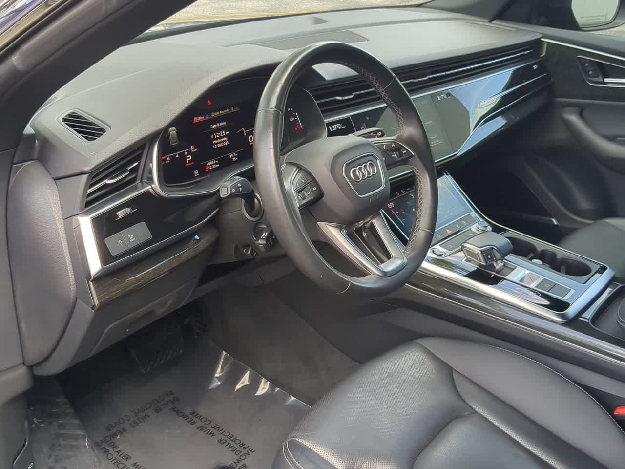 Thumbnail: 2021 Audi Q8 - 10