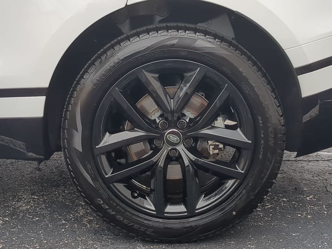 Thumbnail: 2025 Land Rover Range Rover Velar - 14