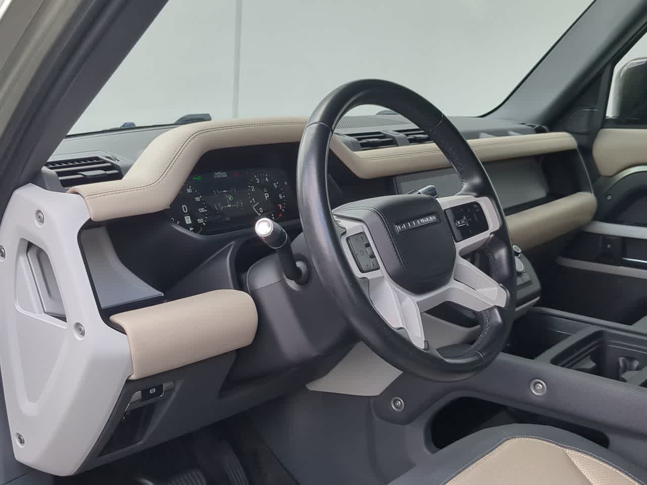 Thumbnail: 2022 Land Rover Defender - 10